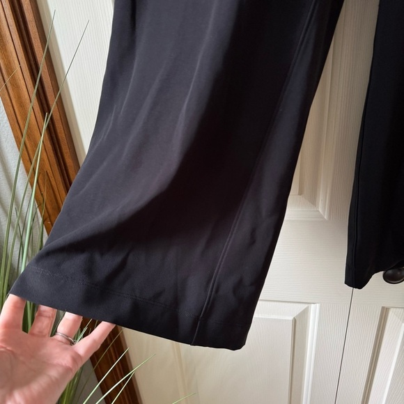 Lululemon On The Fly Wide Leg Woven Casual Pants Women’s size 4 - Picture 6 of 13